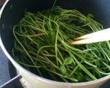 高野豆腐と豆苗のごま油炒め作り方3写真