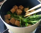 高野豆腐と豆苗のごま油炒め作り方4写真