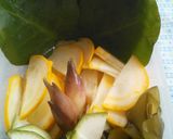 おかわかめと夏野菜のあっさり和え作り方1写真