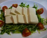 ５分で１品！豆苗と豆腐のサラダ作り方2写真