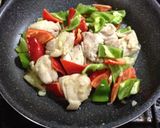 鶏肉とピーマンの金山寺味噌バター炒め作り方3写真