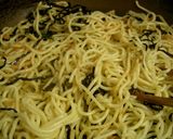 塩昆布と鮭フレークＤｅ★塩焼きそば★作り方2写真