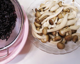 簡単☆ひじきと鮭フレークの炊き込みご飯☆作り方1写真