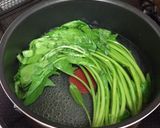 ほうれん草とベーコンの巣ごもり卵☆作り方1写真