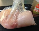 ムネ肉で簡単!しっとり絶品☆鶏ハム作り方1写真