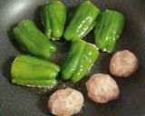 味の決め手はコレ！激旨ピーマンの肉詰め作り方7写真