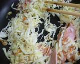 魚肉ソーセージとキャベツの焼きそば作り方7写真