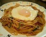 シンプル♪ナポリタン目玉焼きのせ作り方5写真