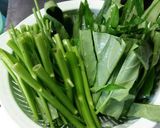空芯菜（エンサイ）とベーコンの炒め物作り方2写真