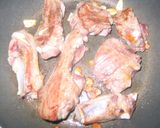 スペアリブor鶏手羽のオレンジジュース煮作り方2写真