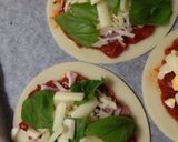 のせて焼くだけ♪簡単ピザ！作り方6写真