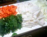 野菜たっぷりのお味噌汁♪作り方1写真