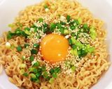 絶品！釜玉チキンラーメン作り方3写真