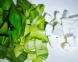 はんぺんとちんげん菜のスープ作り方1写真