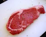 玉ねぎたっぷり【和風ステーキ丼】作り方1写真