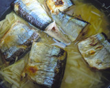 秋の味♪焼き秋刀魚とキノコの炊き込みご飯作り方5写真
