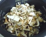 秋の味♪焼き秋刀魚とキノコの炊き込みご飯作り方6写真