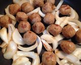 肉団子とジャガイモのケチャップ煮！作り方4写真