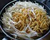 お手軽♪小麦粉から作るソース焼きそば☆作り方12写真