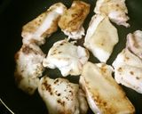 鶏モモとしめじのトマト煮作り方5写真