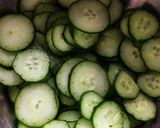 きゅうりともやしの梅肉和え作り方1写真