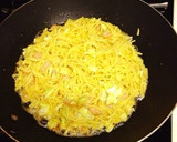 ラーメンが残ったので焼いてみた作り方3写真