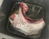 マグロのかまのノンフライヤー焼き♪黒塩で作り方8写真