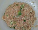鶏だんごと豆苗の中華スープ作り方2写真