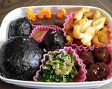 子どもが自分で作るキャラ弁＊ピングー作り方16写真