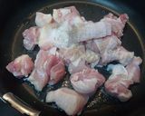 鶏もも肉と根菜の蒸し焼き作り方2写真
