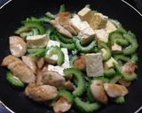 美味い安い！鳥肉でゴーヤチャンプル作り方4写真
