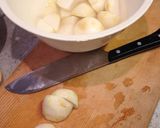 里芋とこんにゃくと豚肉のコチュジャン煮作り方1写真