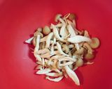 レンジで簡単☆しめじベーコン納豆のパスタ作り方1写真