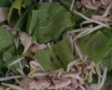 ☆小松菜と豚肉と茗荷の味噌炒め☆作り方3写真