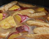 鶏手羽とさつまいもの秋色煮物作り方4写真