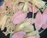 簡単！えのきと魚肉ソーセージのバター炒め作り方5写真