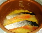 塩鮭とコーンの炊き込みご飯作り方3写真