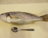 カリッと香ばしい！ 魚の丸揚げアジアン風作り方1写真