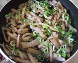 これ旨い！蒟蒻の塩昆布バターきんぴら☆作り方4写真