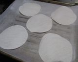 カチカチ餃子の皮でかんたんアンパンマン!作り方2写真