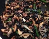 貧血予防&ご飯も進む！蓮根合挽肉ひじき煮作り方3写真