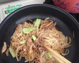 マヨとめんつゆで焼き素麺(チャンプルー)作り方3写真