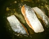 塩レモンで☆鮭のバタームニエル作り方5写真