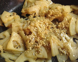 《簡単♪小鉢》鶏皮と蓮根のきんぴら作り方6写真