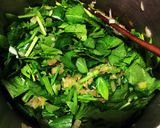 ひき肉ほうれん草じゃがいものうま辛スープ作り方3写真