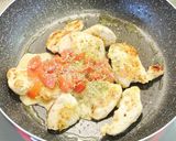 柔らか♡鶏胸肉の塩トマトハーブソテー作り方4写真