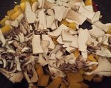 タコとキノコのアンチョビソテー♡作り方3写真