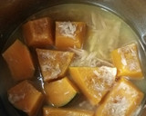 白だしで楽チン！かぼちゃとツナの煮物作り方3写真