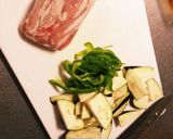 茄子とピーマンと豚肉の味噌炒め作り方1写真