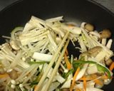 旬のキノコと厚揚げのオイスターソース炒め作り方7写真